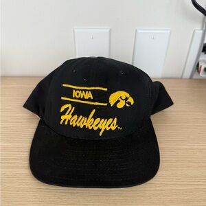 Iowa Hawkeyes Black Cap Vintage